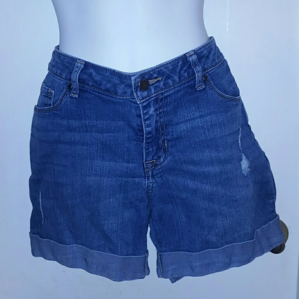 Juniors jean shorts
